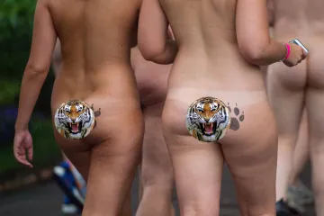 Skinuli se do gola i trčali zoološkim vrtom u plemenite svrhe