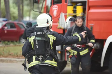 Vatra zahvatila prostorije hotela Park, prekinuti svatovi