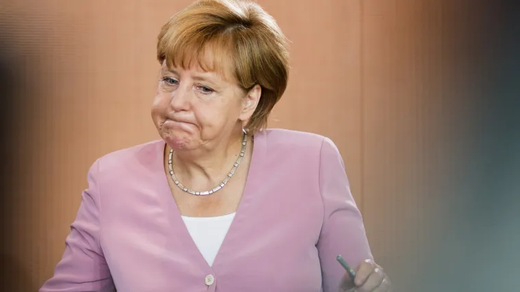 Bliži se glasanje Bundestaga: Merkel za ublažavanje, no ne i za otpis grčkog duga