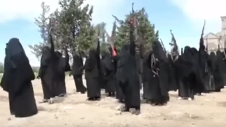 Strahuje se od terorističkog napada, na meti je i kraljica?!