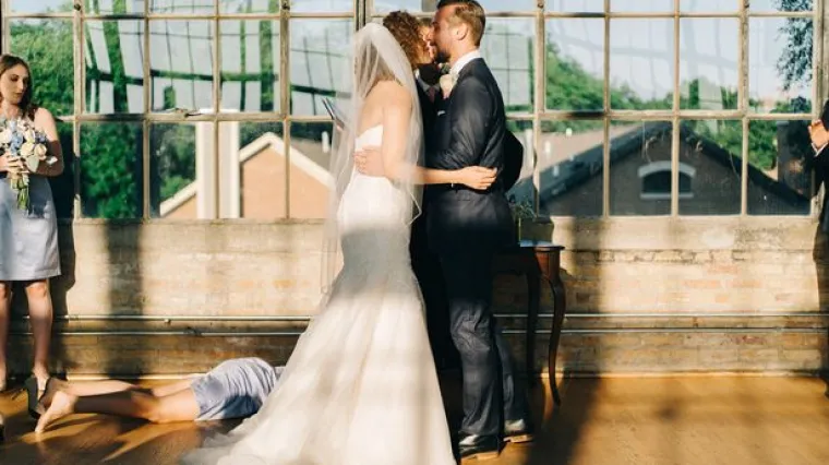 Slika koja kruži internetom ima bizaran detalj, ali neki su ga potpuno propustili