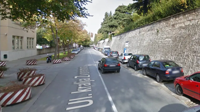 Policija prona&scaron;la ozlijeđenog Irca, sumnja se da je pao sa zadarskih bedema