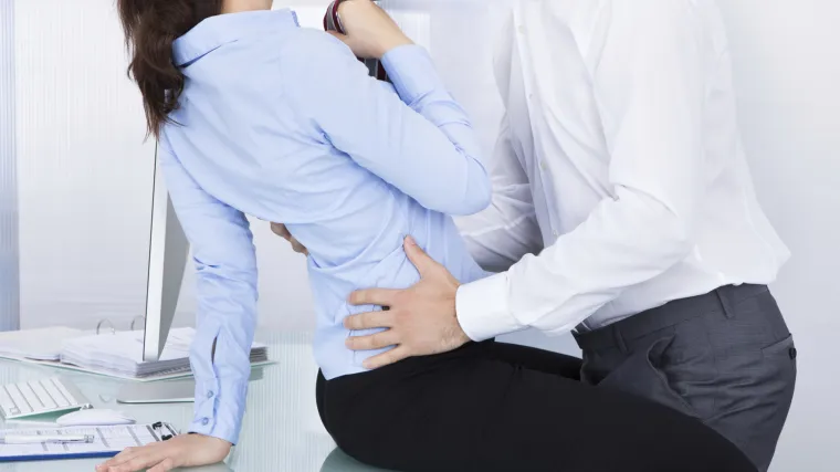 Većina zaposlenika ne odobrava veze sa &scaron;efovima: 'To je ne&scaron;to najgluplje &scaron;to može&scaron; napraviti'