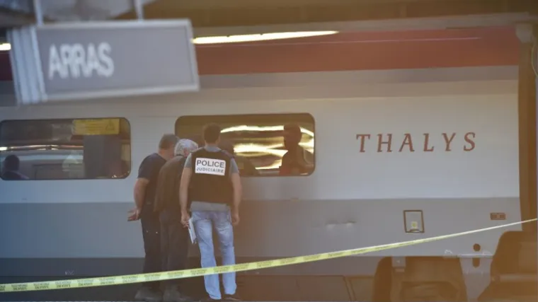 Marokanac kala&scaron;njikovom i nožem ozlijedio trojicu, svladali ga američki marinci