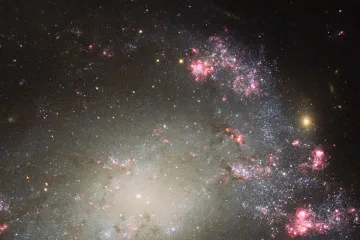 Teleskop Hubble snimio 'vatromet' iz druge galaktike