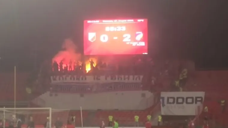 Sporni transparent na utakmici u Novom Sadu!