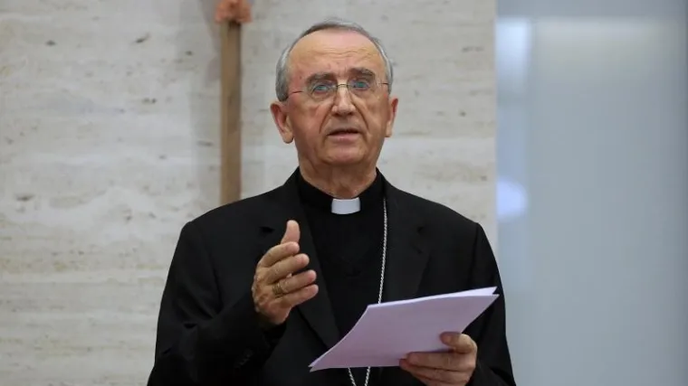 Hrvatski nadbiskup traži referendum o ustaškom pozdravu