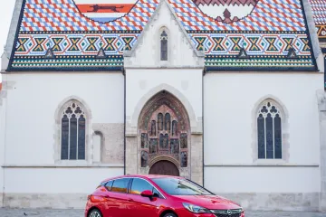 FOTO: Pogledajte kako izgleda nova Opel Astra