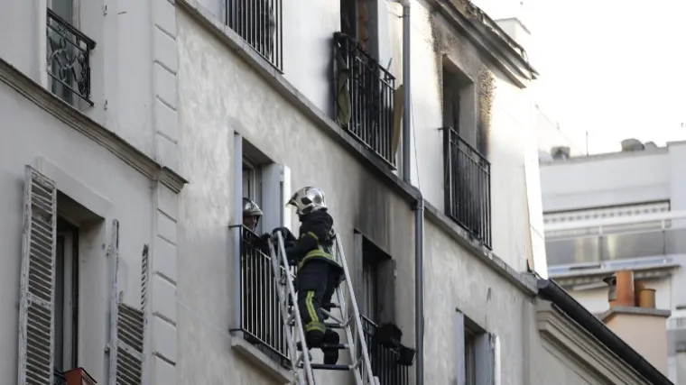 Osam mrtvih u požaru u Parizu, od toga dvoje djece