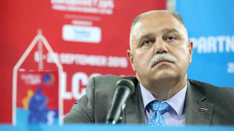 &Scaron;uker: 'Ne možemo si dozvoliti silan luksuz i razbacivati se novcem za reklamiranje'