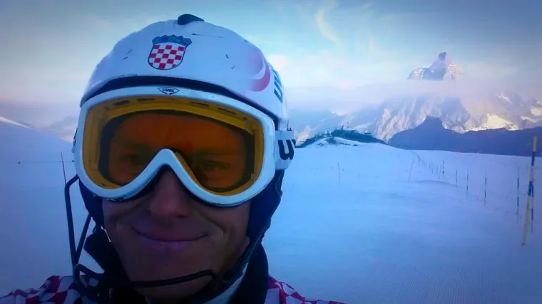 Pogledajte kako izgleda Kostelićev ured!