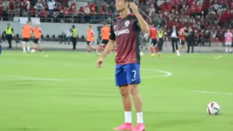 Umjesto bureka i ćevapa, Albanci Ronalda počastili - Messijem