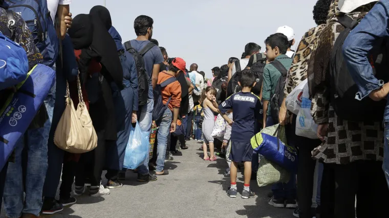 Većinu Nijemaca ne brine priljev izbjeglica, no razočarani su njemačkom imigracijskom politikom