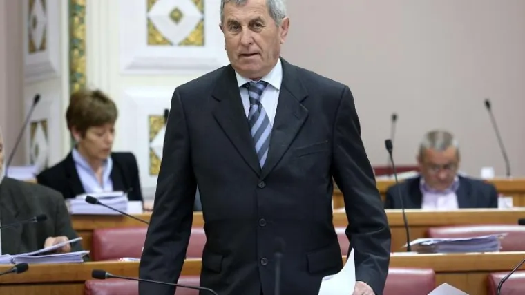 Grubišiću kazna za kašenjenje od 13.556 kuna