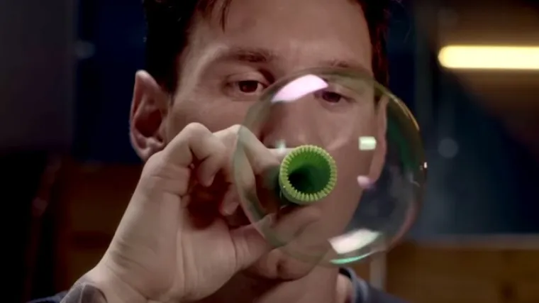 Pogledajte Messija u nevjerojatno blesavoj reklami