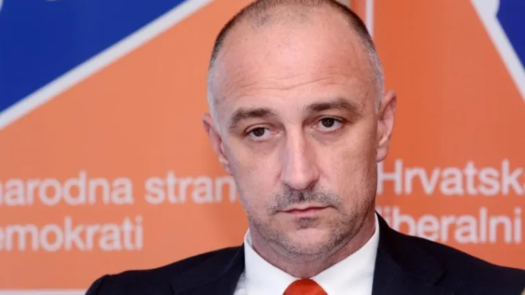 Vrdoljak: 'Vlada neće odstupiti od modela rje&scaron;avanja kredita u &scaron;vicarcima'
