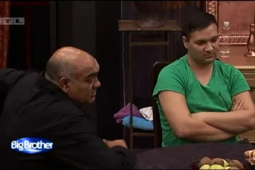 Rade se ljuti na Radu jer govori u njegovo ime