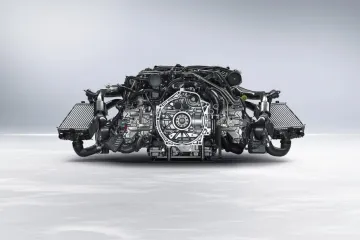 NAKON POMLAĐIVANJA, KAO NOV: Otkriven facelift Porschea 911