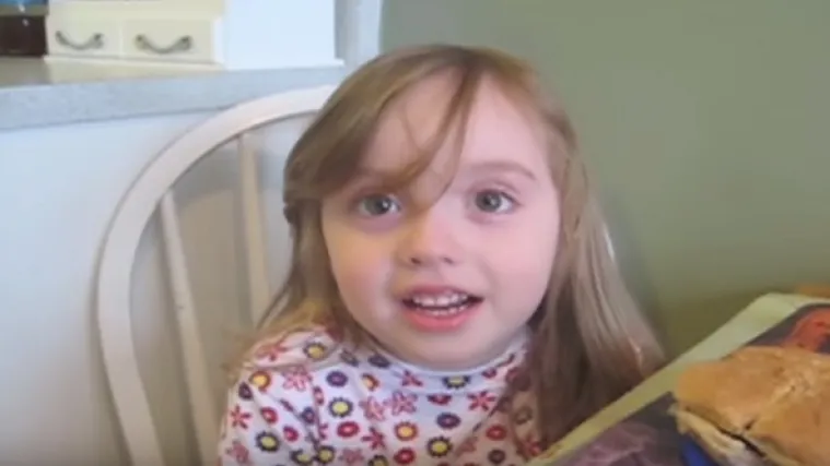 Ovo je vrlo ozbiljan razgovor o dečkima, barem je tata jako ozbiljan...