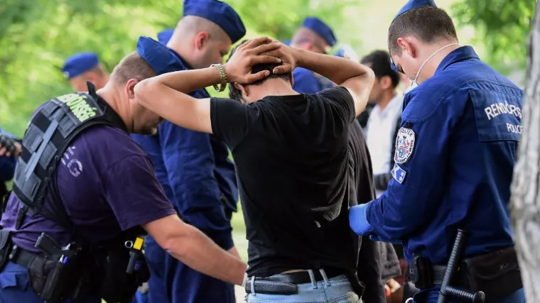 Mađarska na granicu s Hrvatskom raspoređuje 2600 policajaca i vojnika