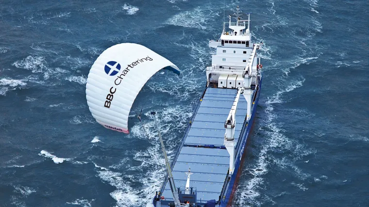 Nijemci izumili nova jedra za prekooceanske teretne brodove
