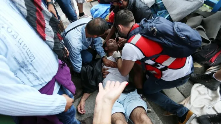 Zagrebački kirurg pomaže ugroženima na slovenskoj granici: obradio preko 200 ljudi i nekima spasio život