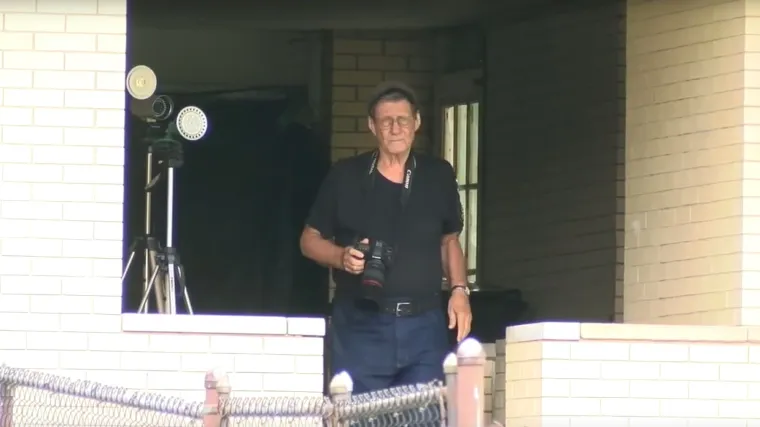 Evo &scaron;to je napravio od kuće kako bi se za&scaron;titio od izvanzemaljaca