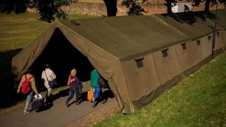 Na putu od Sirije do Njemačke: RTL u kampu za izbjeglice u Austriji