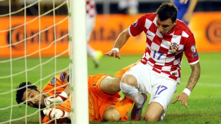 Ostao je bez Mandžukića!