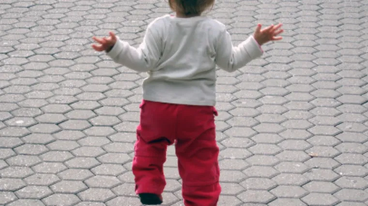 Dvogodi&scaron;njak odlutao iz vrtića i u&scaron;ao u autobus, tete nisu primjetile da ga nema