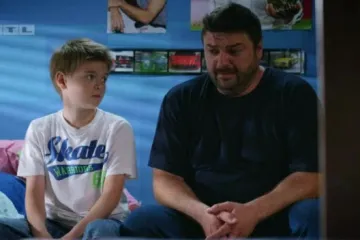 Branimir objašnjava tati da je u biti glup