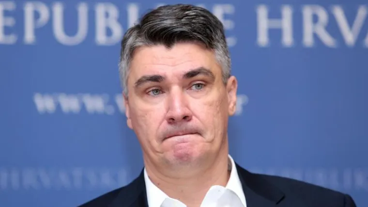 'Ovo &scaron;to rade prosvjetari je besmisleno, neki su navikli tako funkcionirati sa Sanaderom i Kosor, ali sa mnom ne ide'