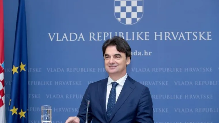 Grčić: Hrvatska kontrolira situaciju na granici, vjerojatno će se uskoro dogoditi i debloklada!