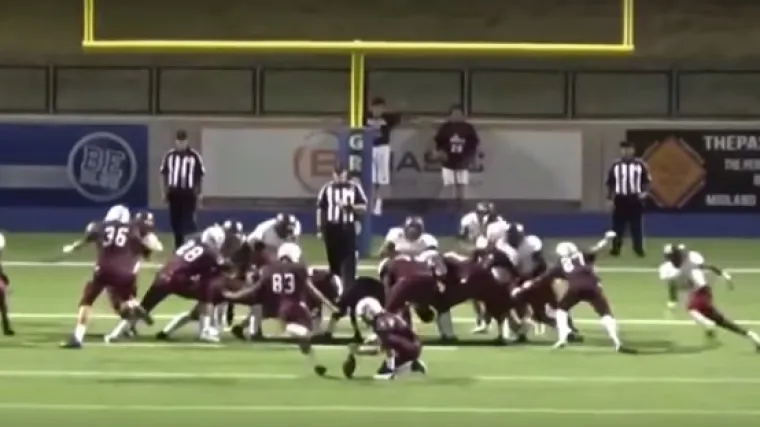 Pogodio suca u glavu i od prečke gola - zabio!