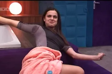 Rada prdnula, Steffani šokirana