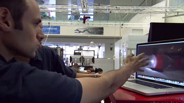 SUPER-BRZA KAMERA: Toliko je brza da se fotoni kreću usporeno