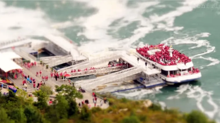 Minijaturni Nijagarini slapovi