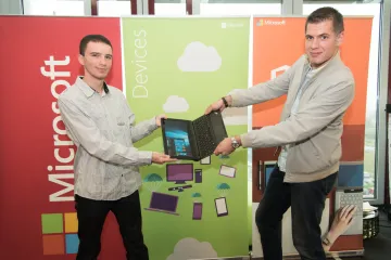 Deset komentatora o Windows 10