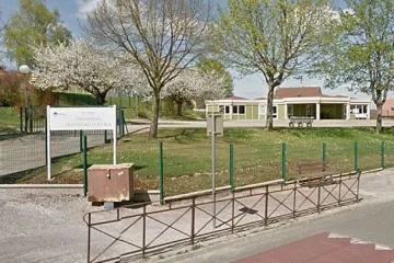 'Židovskoj i muslimanskoj djeci naredio nose crvene oznake'