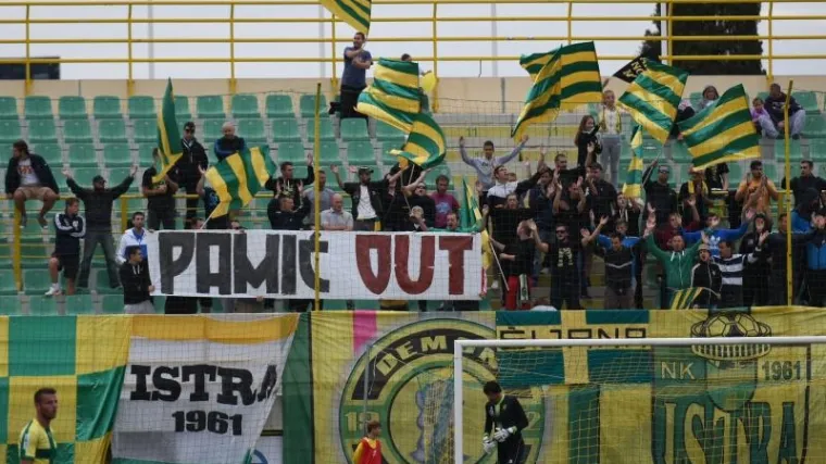 Igrači se potukli u svlačionici, jedan zavr&scaron;io na Hitnoj!