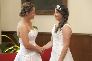 Matičarka u Francuskoj odbila vjenčati istospolni par pa kažnjena s pet mjeseci zatvora