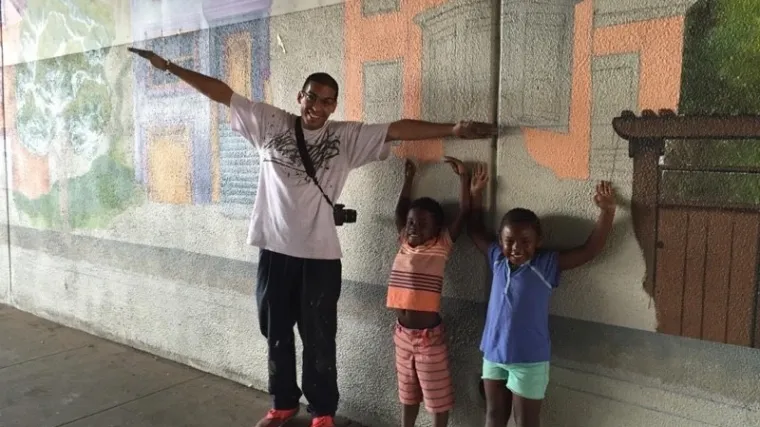 Upucali umjetnika dok je crtao mural protiv nasilja