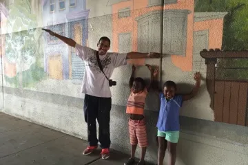 Upucali umjetnika dok je crtao mural protiv nasilja