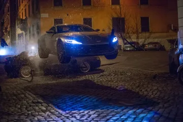 Potrošili 36 milijuna dolara na automobile - pa ih uništili!