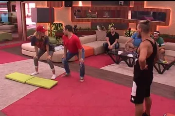 Mika i Giba Tinu uče 'twerkati'