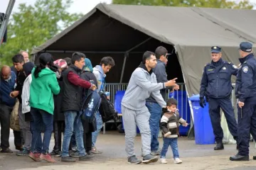 Tijekom noći u RH stiglo više od 2000 izbjeglica, broj smanjen zbog lošeg vremena