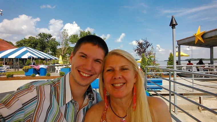 Poslala SMS na krivi broj i prona&scaron;la ljubav svog života