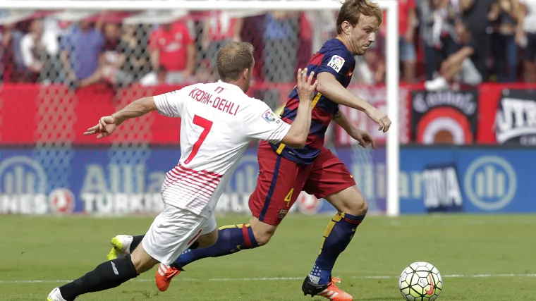 Biv&scaron;i Rakitićev klub o&scaron;tro kaznio Katalonce: Barcelona posrnula u Sevilli