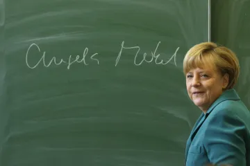 U igri Merkel, Papa, UNHCR...