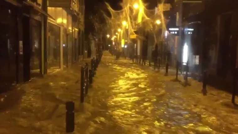 Oluja poharala Azurnu obalu: najmanje 13 mrtvih u poplavljenim ulicama